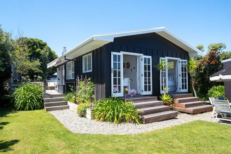 Photo of property in 116 Harper Road, Waimarama, 4294