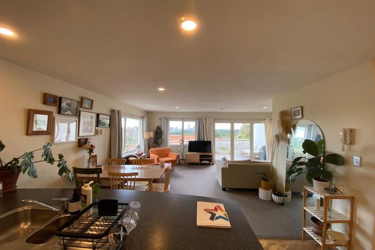 Photo of property in 3/48a Exmouth Road, Northcote, Auckland, 0627