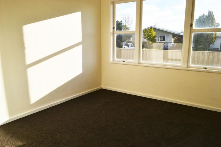 Photo of property in 31 Bill Hercock Street, Pirimai, Napier, 4112