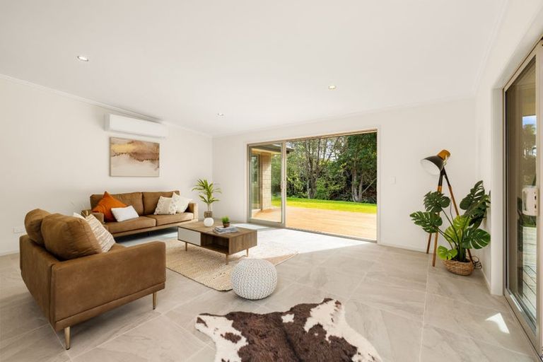 Photo of property in 11a Okura Drive, Kerikeri, 0230
