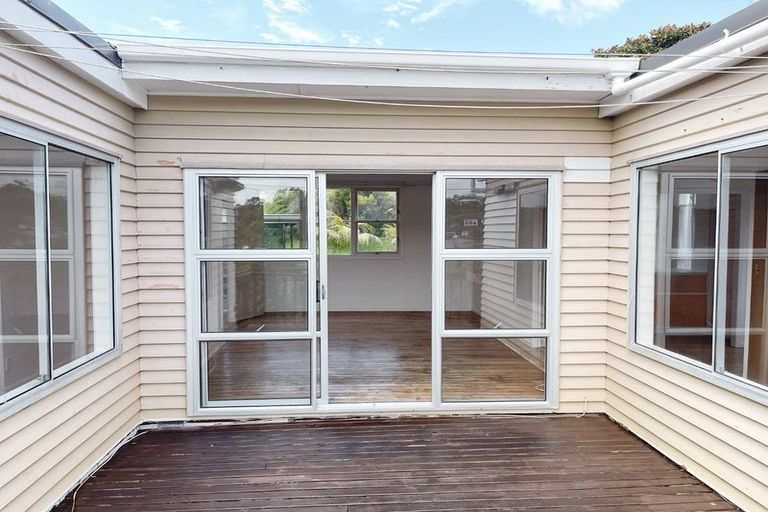 Photo of property in 31 Newhaven Terrace, Mairangi Bay, Auckland, 0630