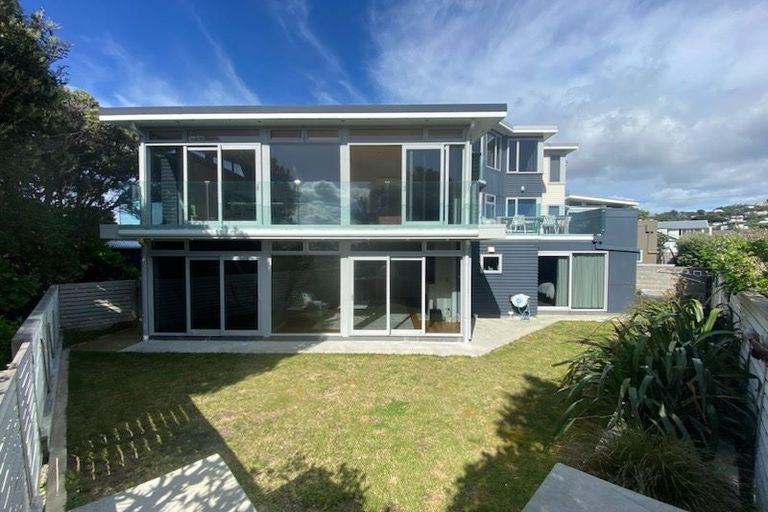 Photo of property in 3a Hector Street, Seatoun, Wellington, 6022