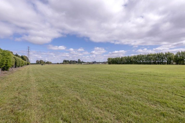 Photo of property in 341 Leadleys Road, Prebbleton, 7674