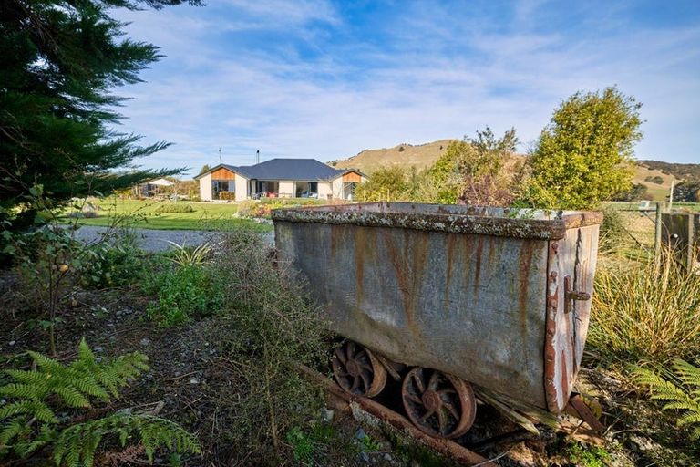 Photo of property in 871 Inland Kaikoura Road, Inland Road, Kaikoura, 7373