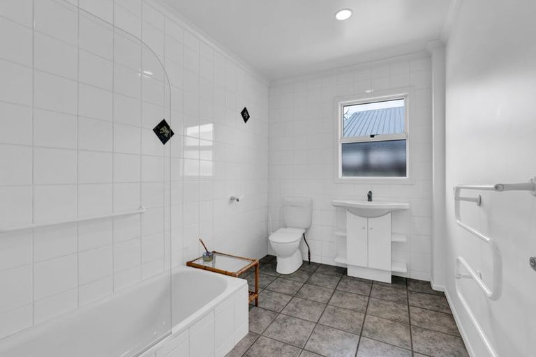 Photo of property in 136 Mangati Road, Bell Block, New Plymouth, 4312