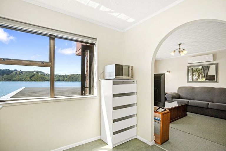 Photo of property in 208 Evans Bay Parade, Hataitai, Wellington, 6021