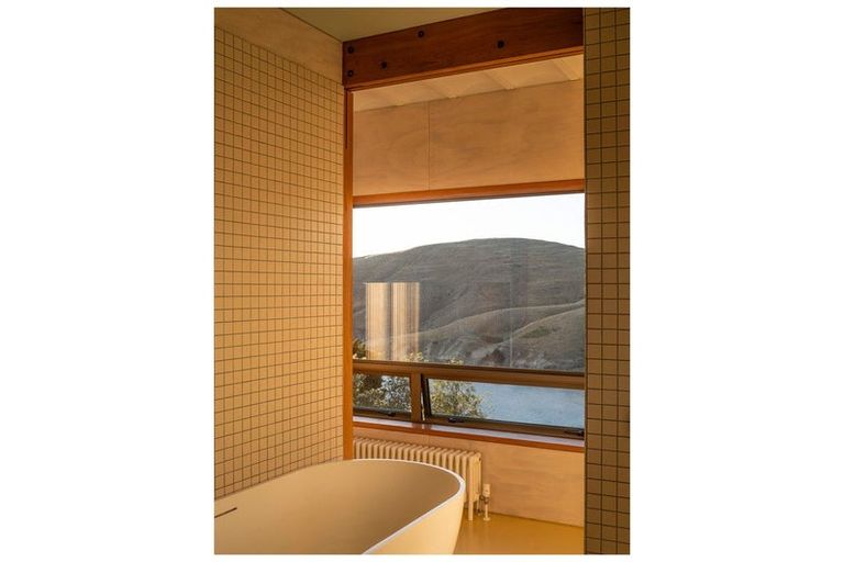 Photo of property in 139 Taylors Mistake Road, Scarborough, Christchurch, 8081