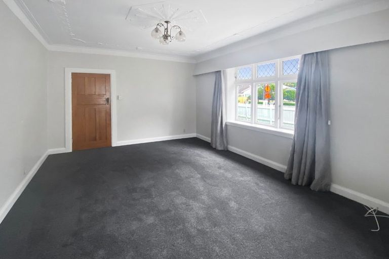 Photo of property in 4 Mahoe Street, Eastbourne, Lower Hutt, 5013