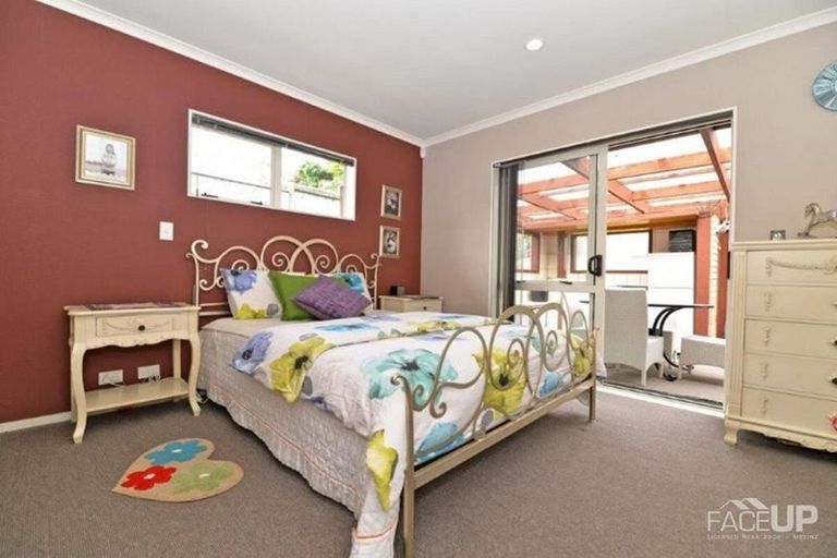 Photo of property in 33 Rush Creek Drive, Westgate, Auckland, 0614