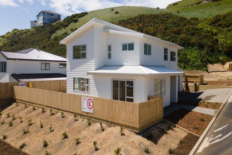 Photo of property in 31 Farnworth Terrace, Churton Park, Wellington, 6037