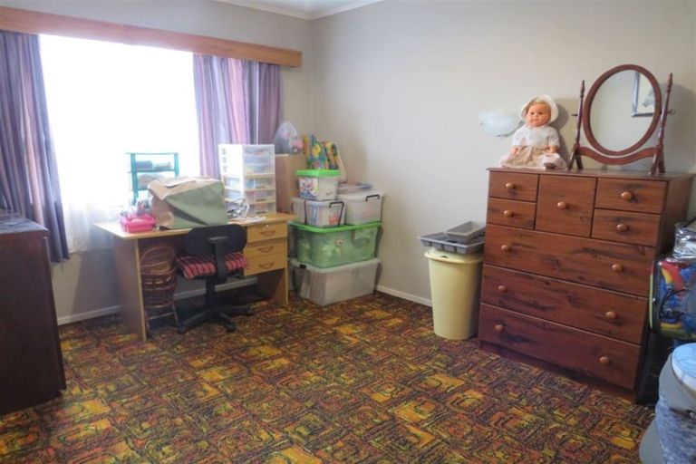 Photo of property in 37 Power Street, Levin, 5510