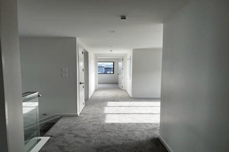 Photo of property in 25 Clara Road, Silverdale, 0932