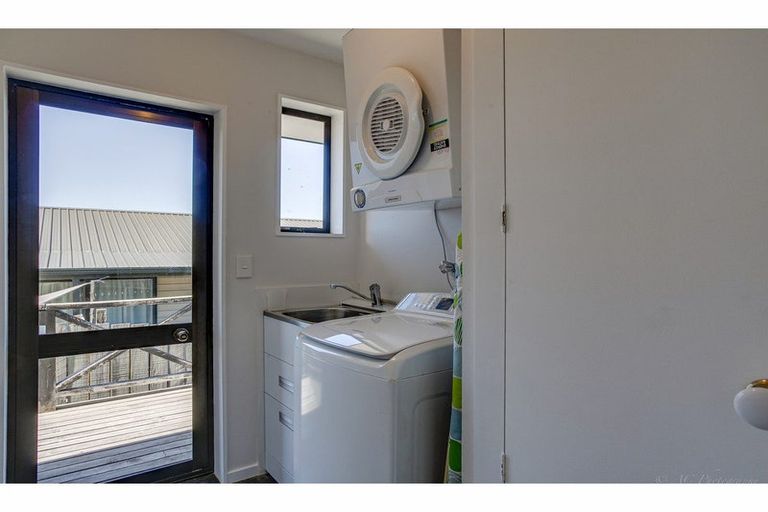 Photo of property in 6 Ellesmere Place, Oceanview, Timaru, 7910