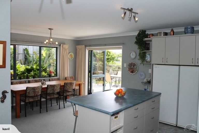 Photo of property in 8 Workman Way, Onerahi, Whangarei, 0110