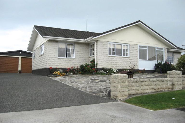 Photo of property in 17 Bens Place, Springvale, Whanganui, 4501