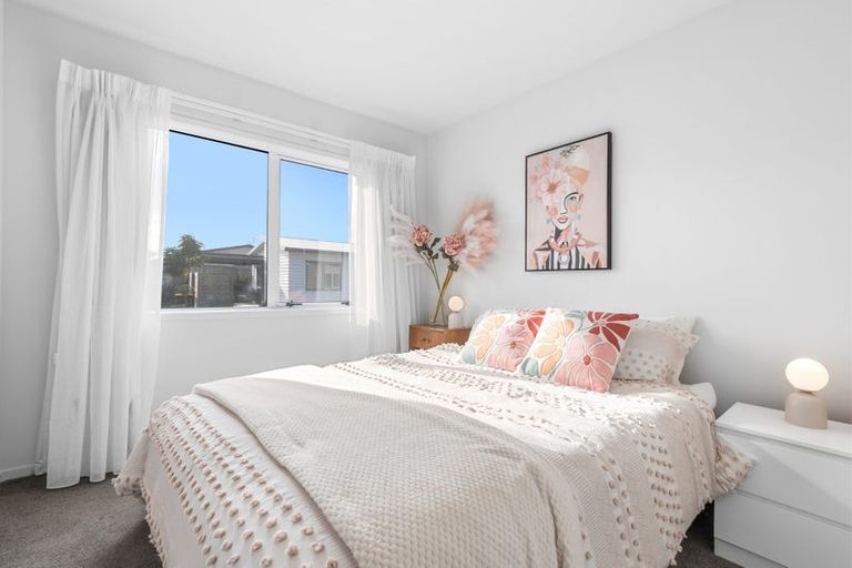 Photo of property in 11 Kamahi Crescent, Papamoa Beach, Papamoa, 3118