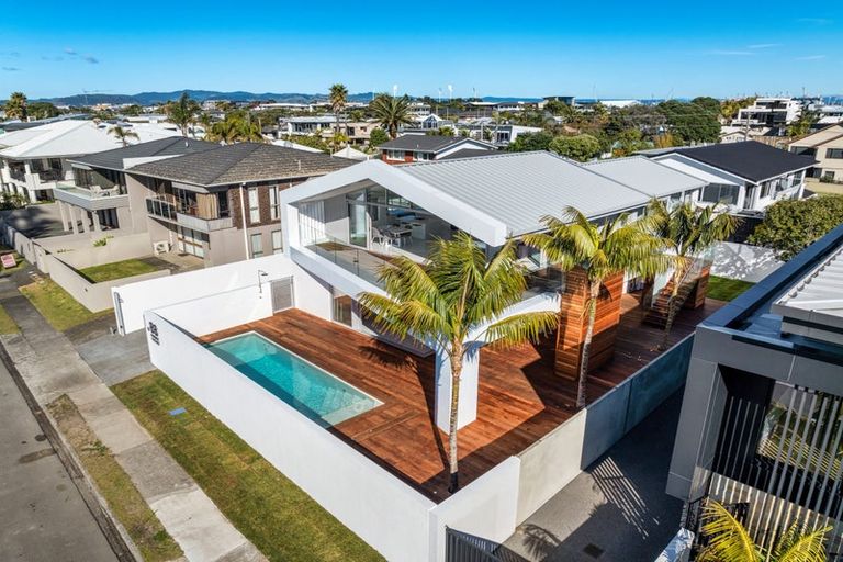 Photo of property in 88 Marine Parade, Mount Maunganui, 3116