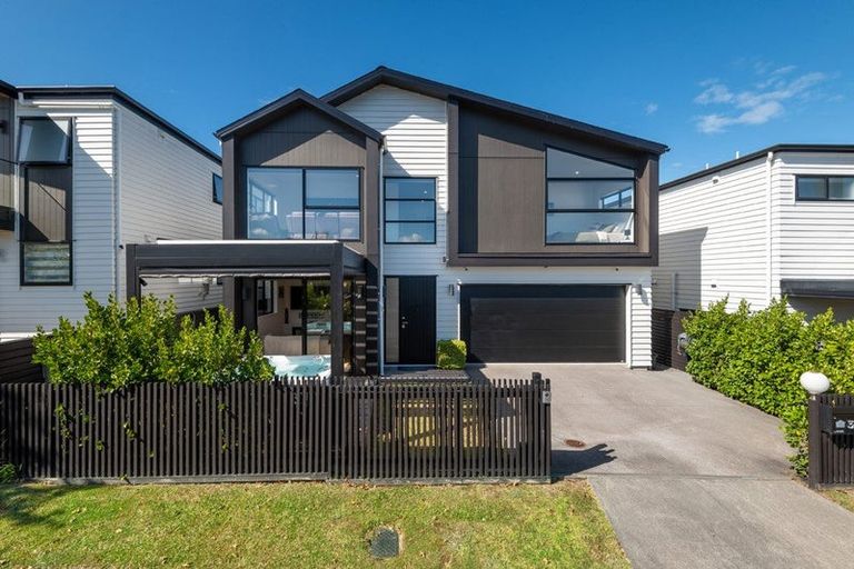 Photo of property in 3 Lemon Grove Lane, Greenhithe, Auckland, 0632