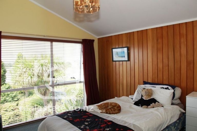 Photo of property in 157 West Harbour Drive, West Harbour, Auckland, 0618