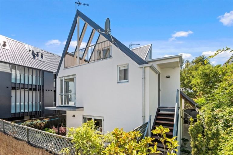 Photo of property in 8/32 Cranmer Square, Christchurch Central, Christchurch, 8013
