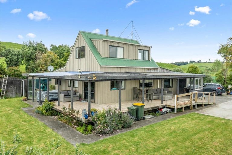 Photo of property in 34 Naumai Road, Tauhoa, Warkworth, 0984