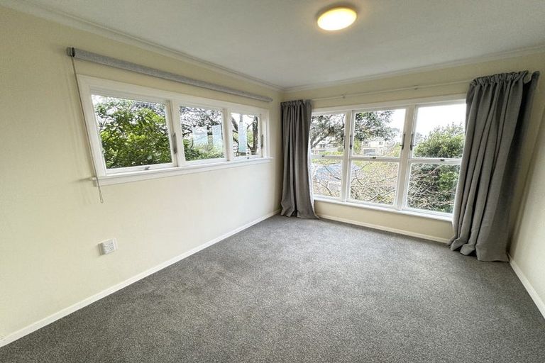 Photo of property in 155 Onslow Road, Khandallah, Wellington, 6035