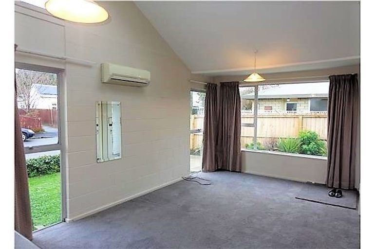 Photo of property in 1/13 Haast Street, Linwood, Christchurch, 8011
