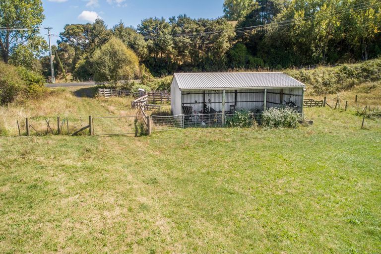 Photo of property in 1162 Churchill Road, Pukekawa, Tuakau, 2696