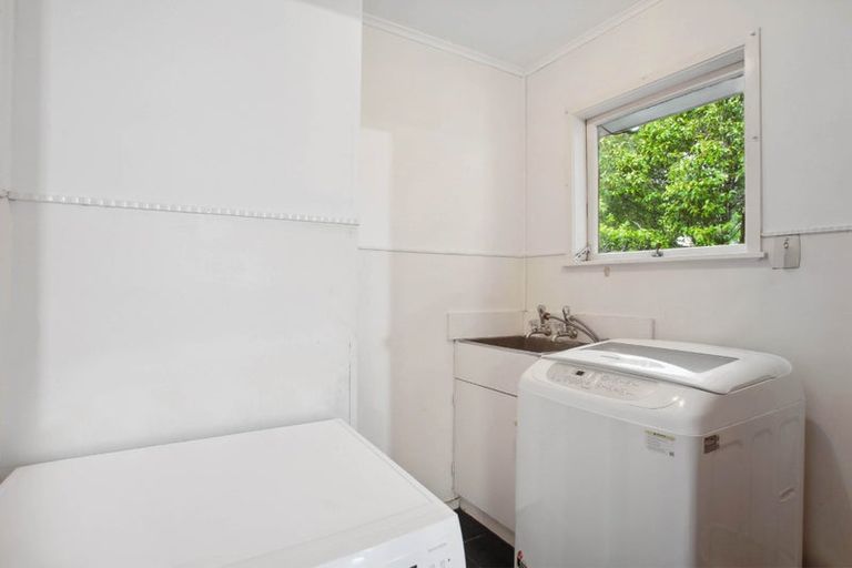 Photo of property in 33 Nevada Avenue, Pakuranga Heights, Auckland, 2010