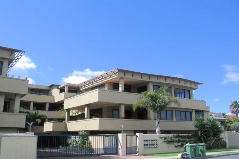 Photo of property in 11/29 May Street, Mount Maunganui, 3116