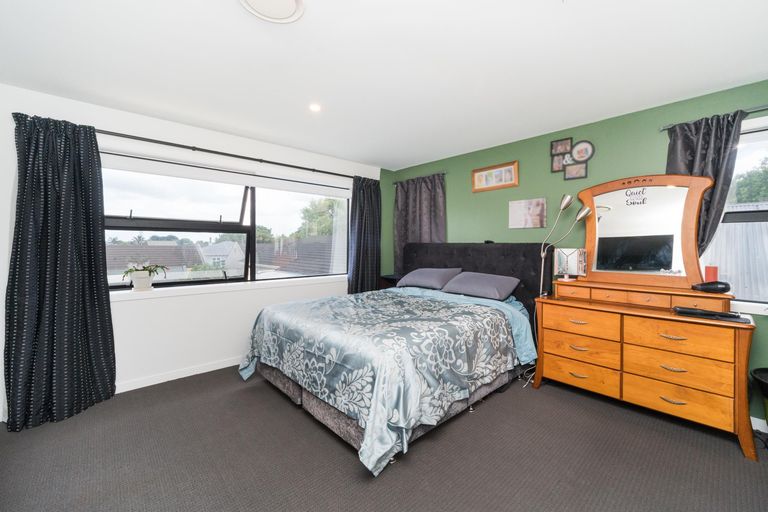 Photo of property in 22 Colombo Street, Hokowhitu, Palmerston North, 4410