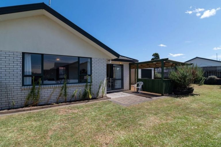 Photo of property in 5 Ashmore Place, Fairy Springs, Rotorua, 3015