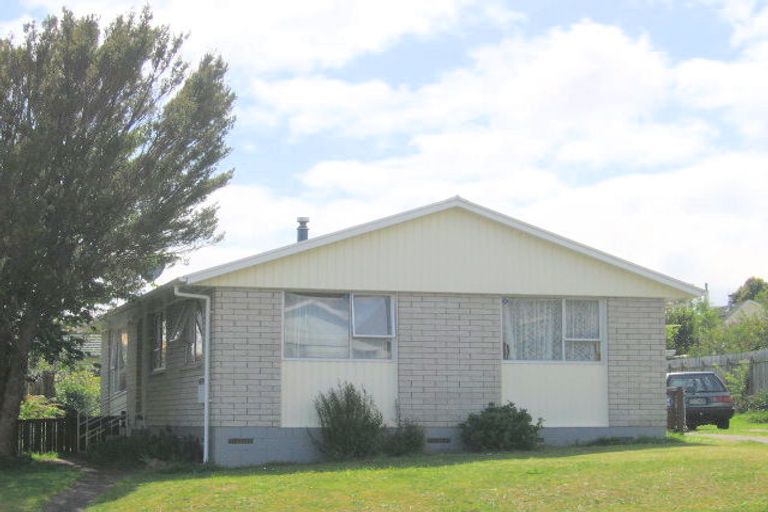 Photo of property in 32 Hyde Avenue, Richmond Heights, Taupo, 3330