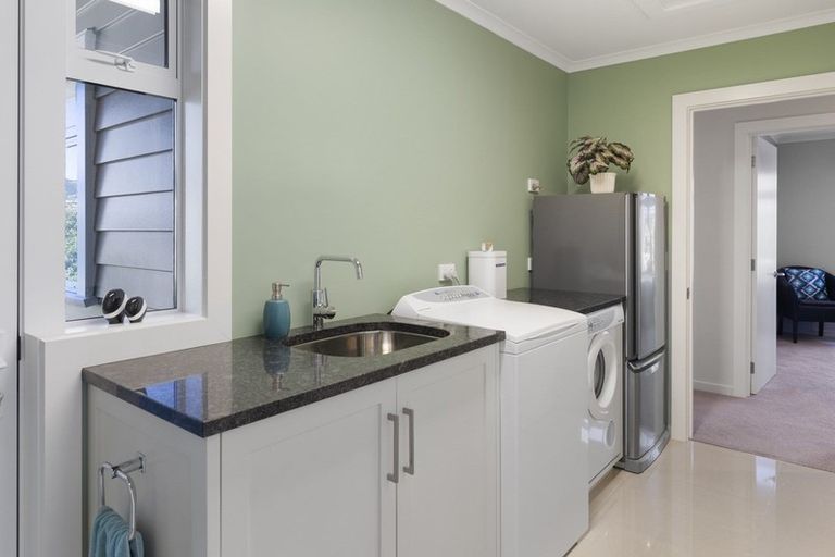 Photo of property in 8 John Sutton Place, Richmond, 7020