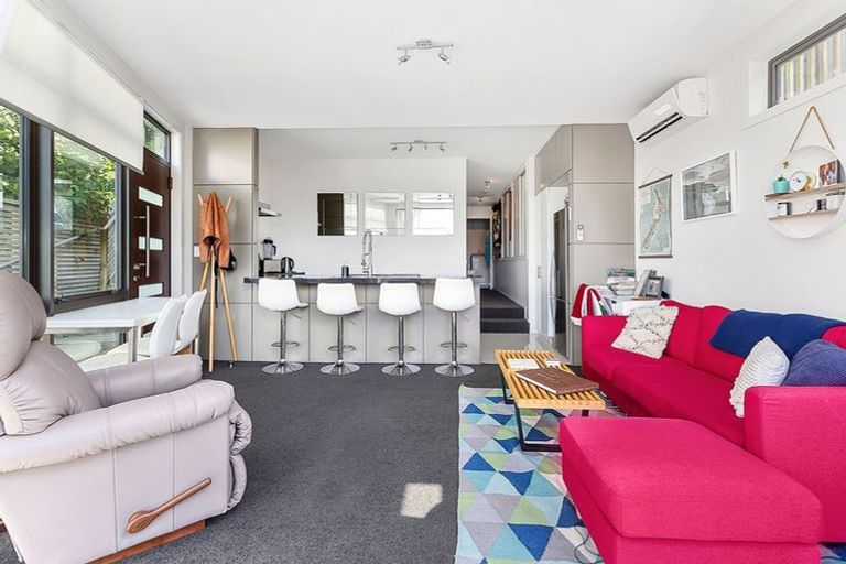 Photo of property in 75c Maida Vale Road, Roseneath, Wellington, 6011