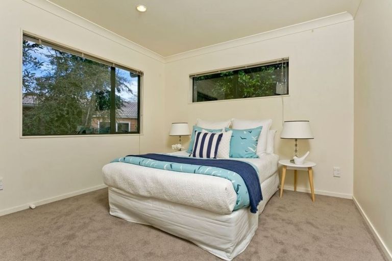 Photo of property in 5 Coventry Way, Long Bay, Auckland, 0630