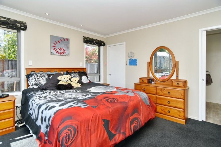 Photo of property in 34 Puhara Avenue, Parklands, Christchurch, 8083