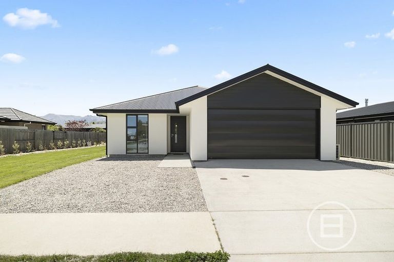 Photo of property in 6 Mallard Street, Albert Town, Wanaka, 9305