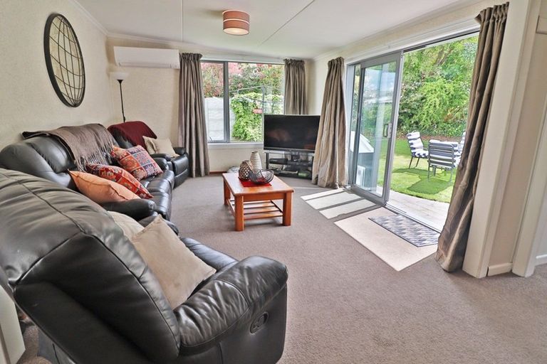 Photo of property in 6 Johnston Street, Gore, 9710