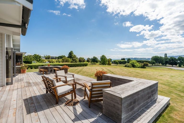 Photo of property in 32 Kuiwai Drive, Rainbow Point, Taupo, 3330