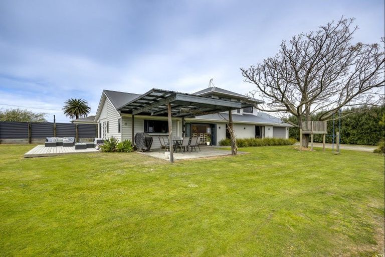 Photo of property in 8 Scarrott Road, Bay View, Napier, 4104