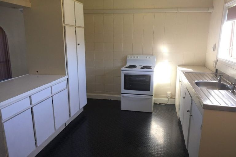 Photo of property in 3/35 Trentham Road, Papakura, 2110