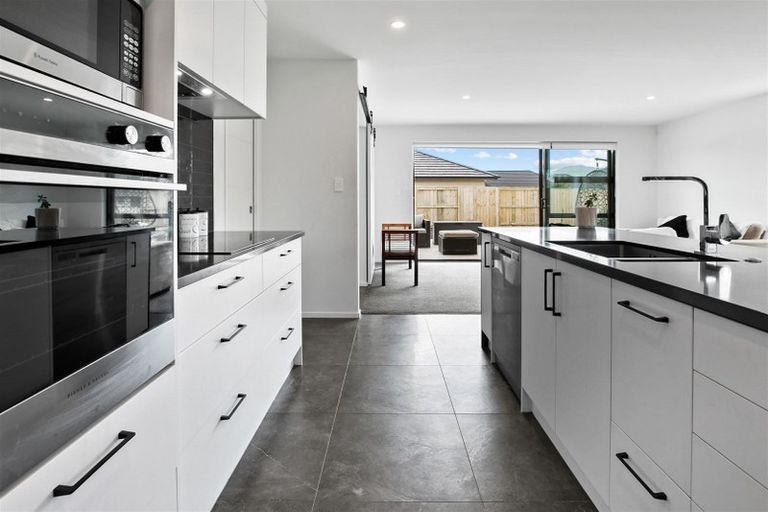 Photo of property in 8 Waimarie Way, Thames, 3500