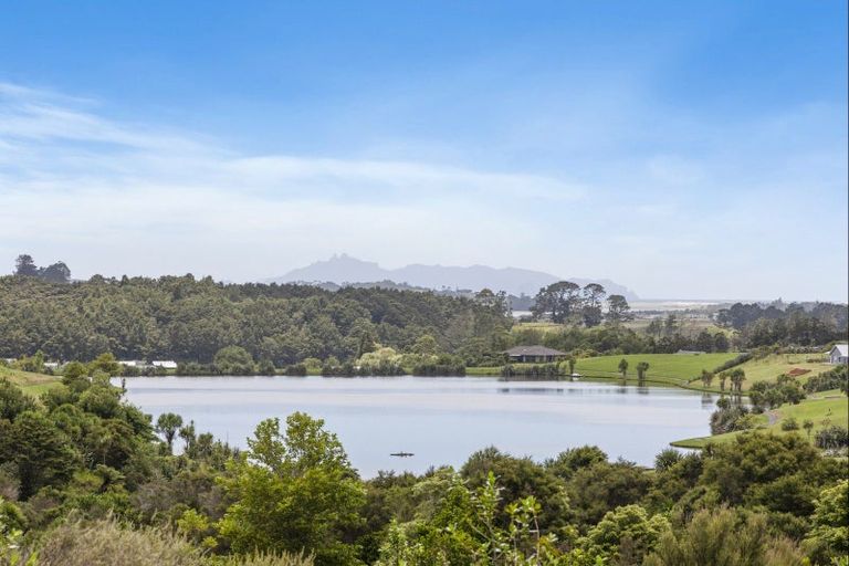 Photo of property in 82 Daniel Parade, Mangawhai, Wellsford, 0975