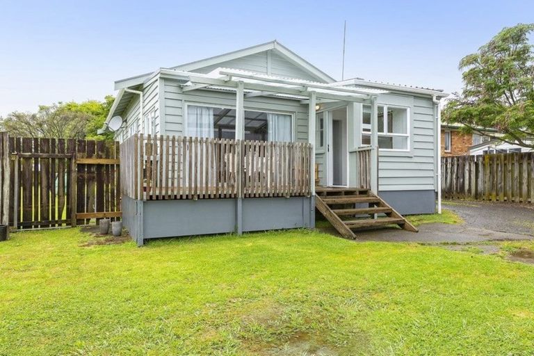 Photo of property in 90 George Street, Tuakau, 2121