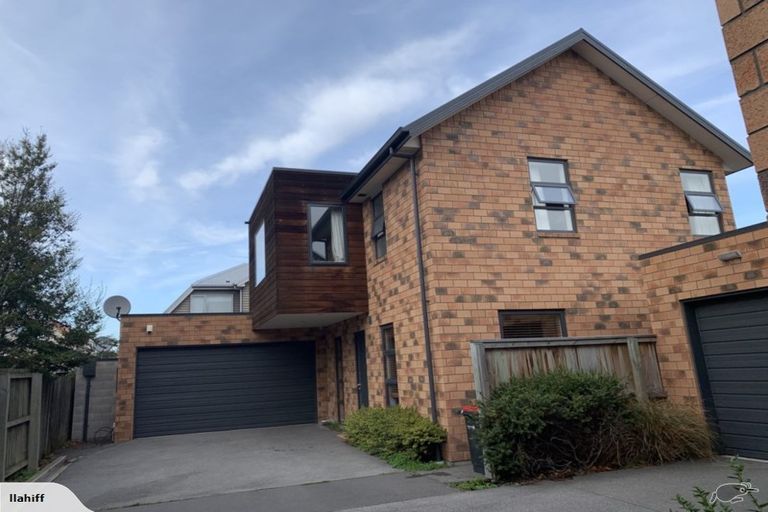 Photo of property in 17c Burdale Street, Riccarton, Christchurch, 8011