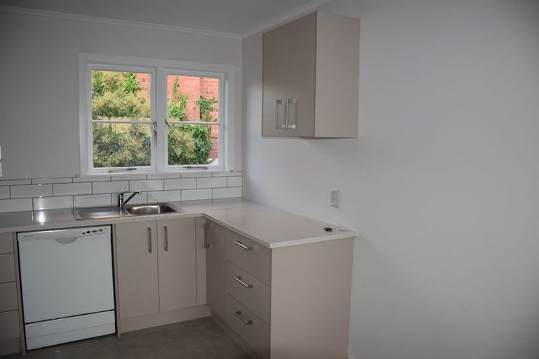 Photo of property in 1/22 Tristram Avenue, Forrest Hill, Auckland, 0620