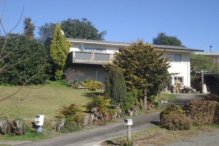 Photo of property in 15 Newell Place, Putaruru, 3411