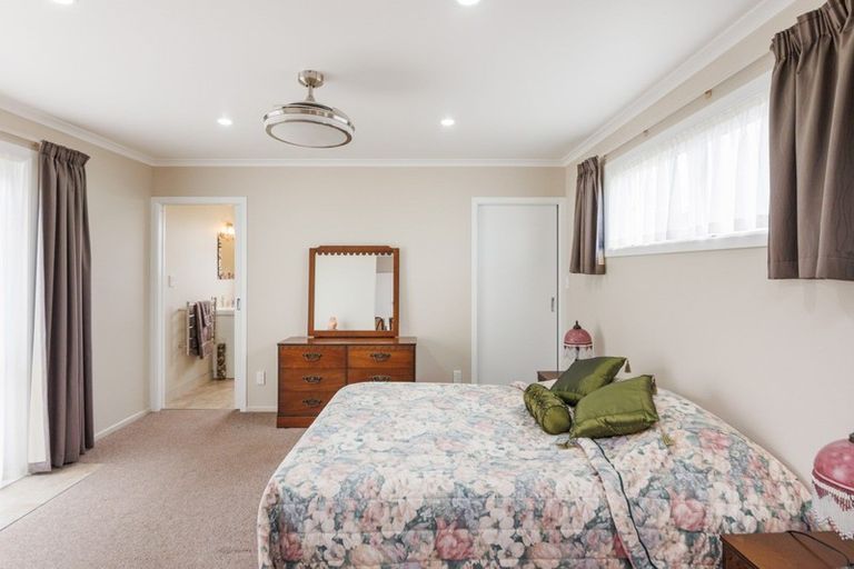 Photo of property in 4 Macmillan Place, Feilding, 4702