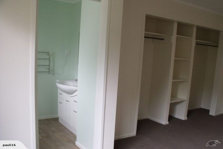 Photo of property in 374 Mazengarb Road, Paraparaumu, 5032